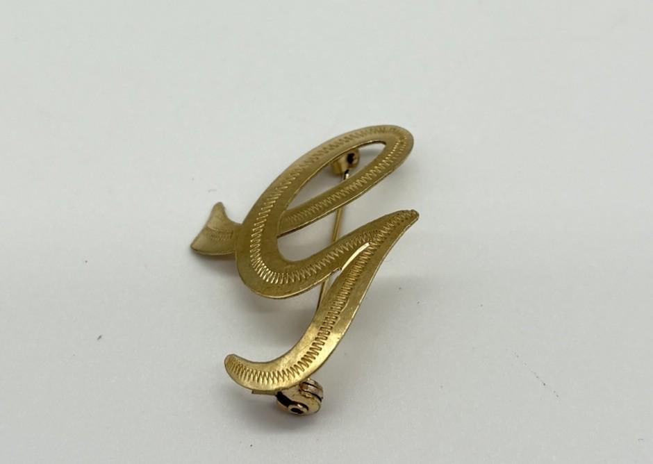 Brosche „G“ aus 333er 8k Gelbgold - Ludowinger