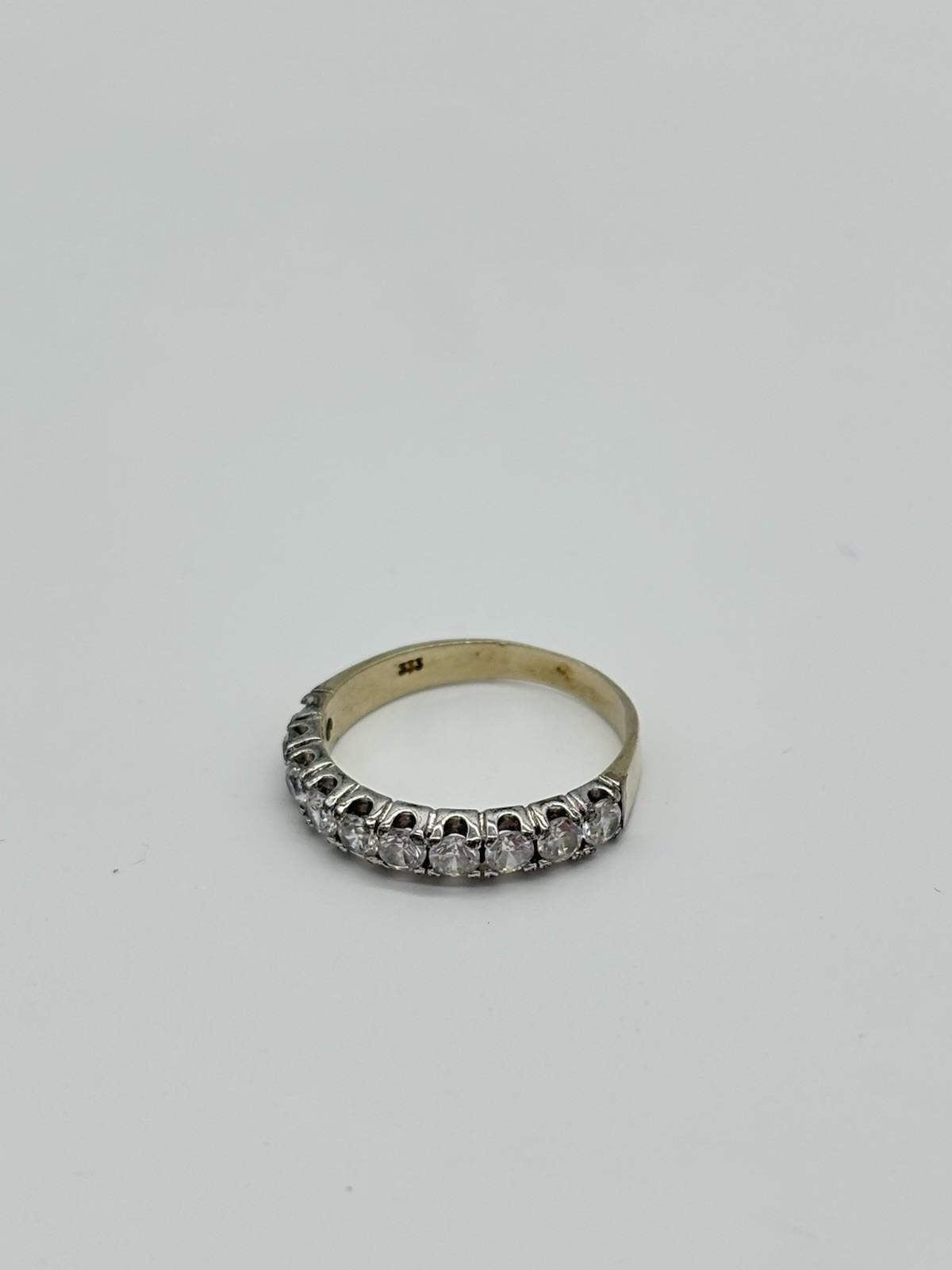 Halbmemory - Ring aus 333er Gold mit Zirkonia - Steinen, RG 50/51 - Ludowinger